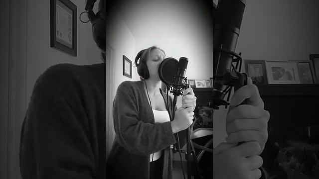 Jessie J- The Way You Are- Bree Jaxson Cover смотреть онлайн
