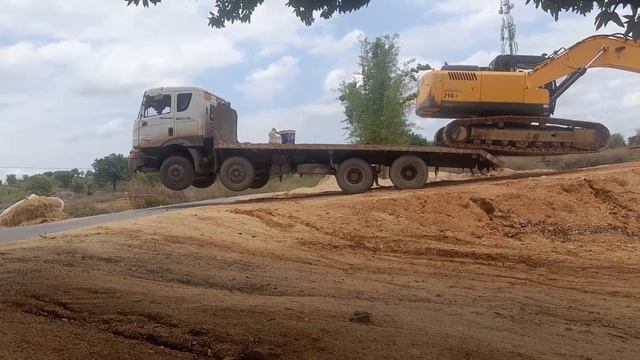 Hyundai 210-7 excavator | Powefull machine Hyundai @cgallcityvlogs6544 смотреть онлайн