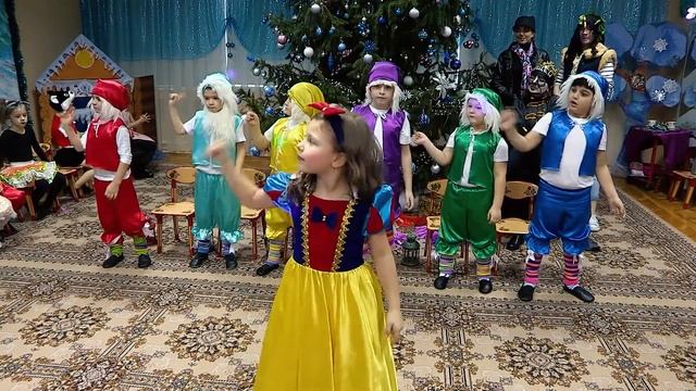 Новогодние приключения Маши и Вити 201217ФВ FULL HD группа Вьюнок танец 4 смотреть онлайн