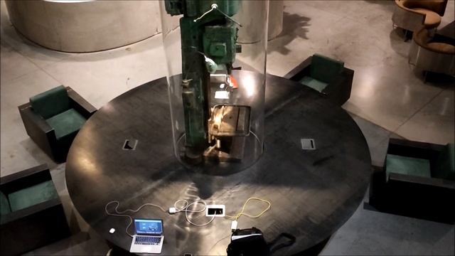 Москва. Прогулка по бизнес-пространству "Суперметалл" на Бауманской (ноябрь 2022) смотреть онлайн