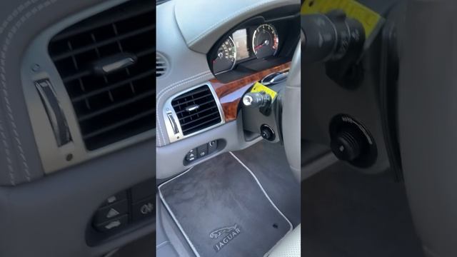 2010 Jaguar XKR Interior Video смотреть онлайн