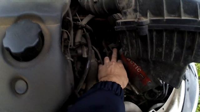 Почему плохо заводится на горячую? Нашел причину смотреть онлайн