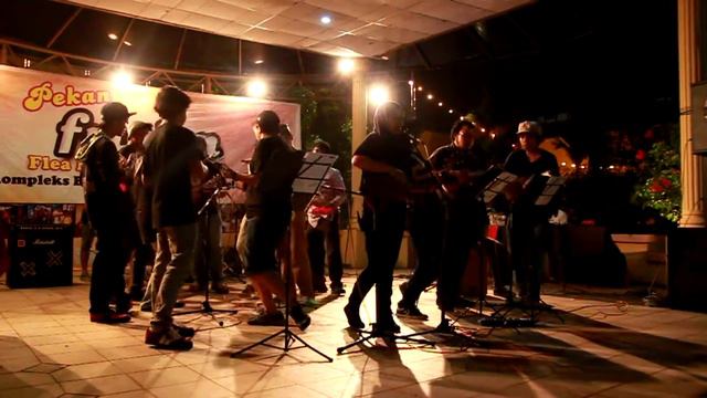 Pumped Up Kicks- MUG@ Frinjan show! смотреть онлайн