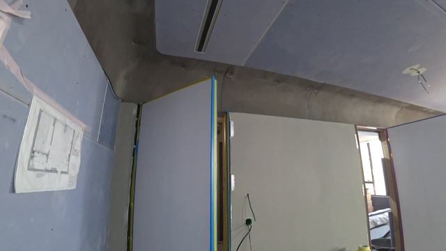 ПРОЦЕСС ПЛИТОЧНЫХ РАБОТ В ЖК "НЕБО" | Ремонт квартиры в Москве смотреть онлайн