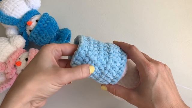 Вязаный снеговик. Мастер-класс. Часть 2. смотреть онлайн