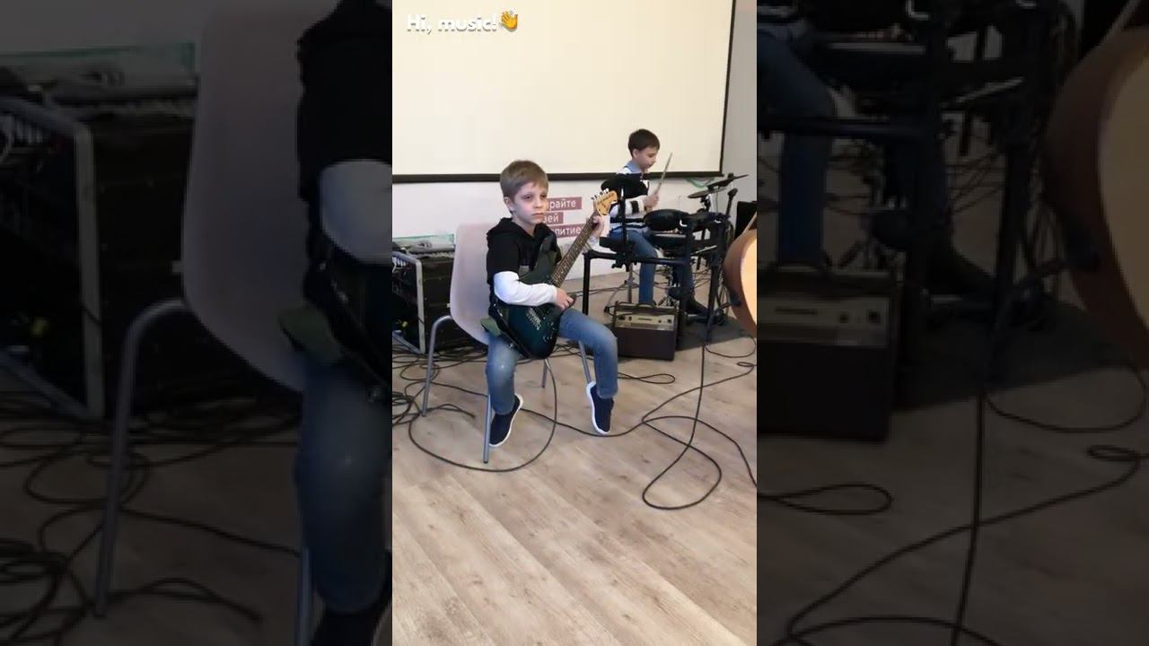 Lucky Boys - Отрывок выступления с концерта Hi, music (преподаватель Александр Бирман) смотреть онлайн