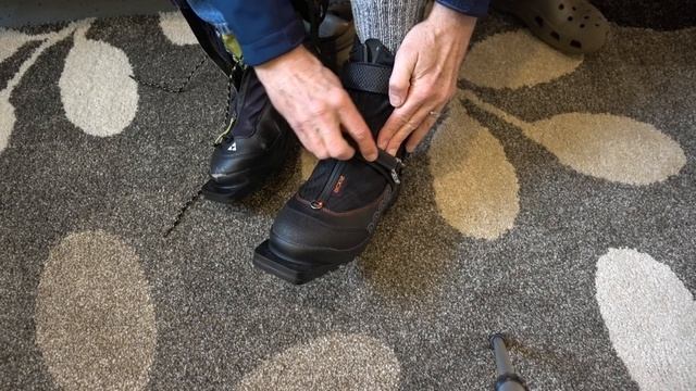 Fischer BCX 675 vs Rossignol BC X-12 XCD Ski Boot Comparison, Part 1 смотреть онлайн