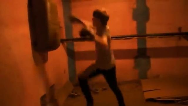 чемпион по муай-тай и кик-боксингу в возросте 14-15 лет смотреть онлайн