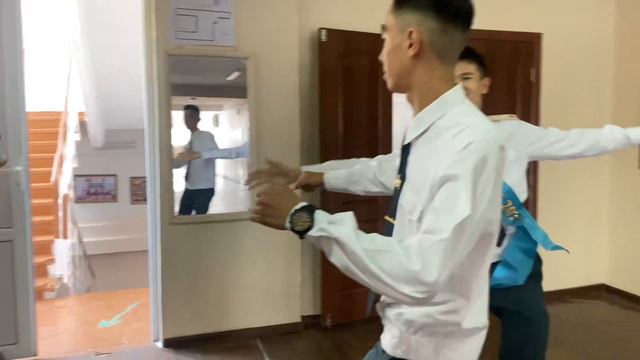 Влог:выпускной день,аттестат,виньетка что ещё может быть лучше 13.06.22г смотреть онлайн