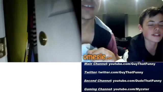 МОНСТР В ШКАФУ!!! Пранк Omegle Pranks Monster In The Closet