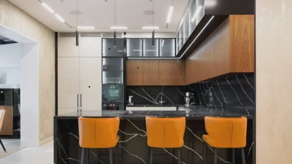 ФУНКЦИОНАЛЬНЫЙ КУХОННЫЙ ГАРНИТУР ОТ LOFTMARK