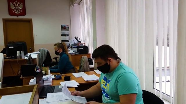 ПРИСТАВ НЕ ПУСКАЕТ В СУД/ ОПРОС МЕНТА ЗАЩИТНИКОМ / МЫЧАНИЕ ППСника смотреть онлайн
