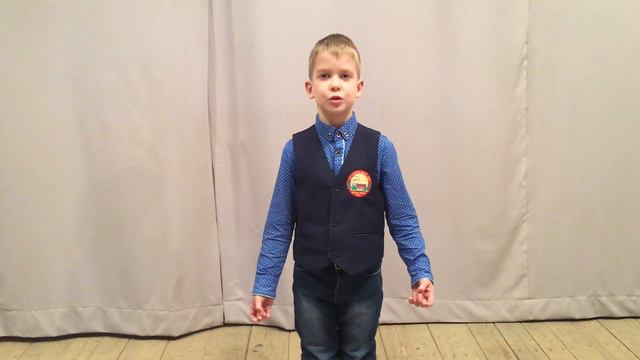 Зимин Максим - «Человеку надо мало», автор Роберт Рождественский смотреть онлайн