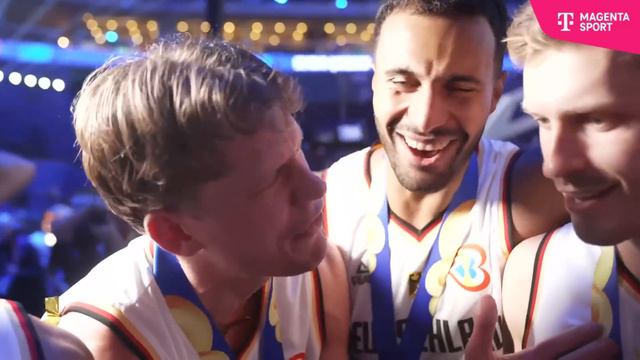 WELTMEISTER am Mikrofon! | FIBA Basketball-WM 2023 | MAGENTA SPORT смотреть онлайн