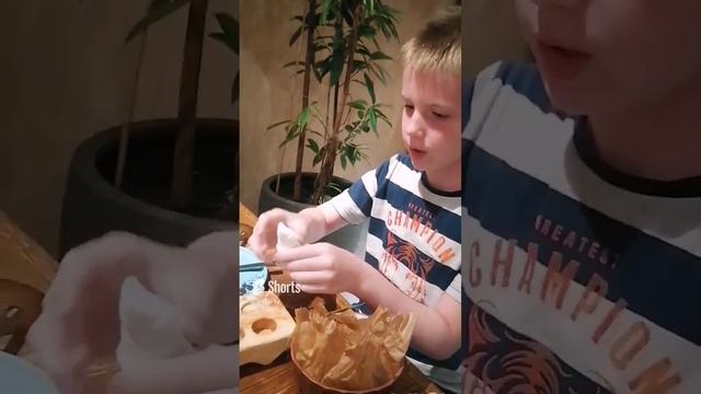 Умывание после вкусного дагестанского ужина. #shorts смотреть онлайн