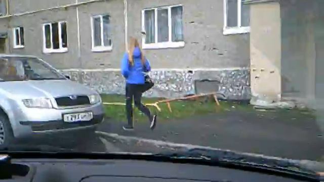 девушка её взять 2 смотреть онлайн
