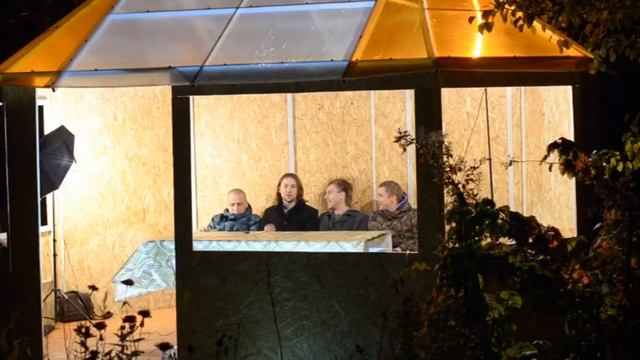 "Беседы в беседке" (интервью группы Живая Система") смотреть онлайн