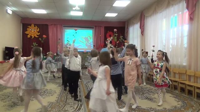 Вход на утренник 8 марта смотреть онлайн