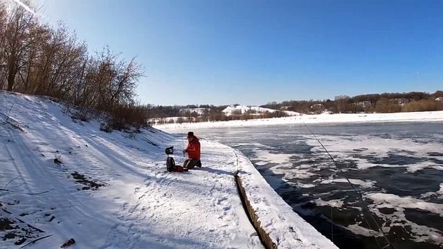 ЛОВЛЯ ЯЗЯ на Кренки, СПИННИНГ на Москва реке смотреть онлайн
