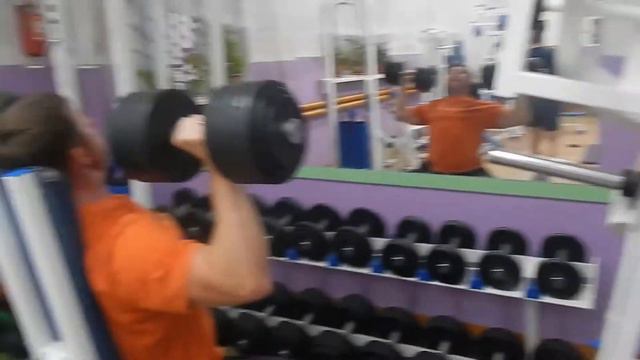 Спортзал МЖК. смотреть онлайн