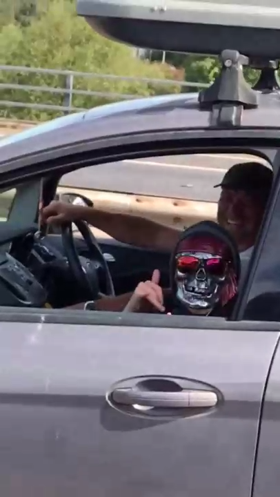 Сынок, покажись дядям ) смотреть онлайн