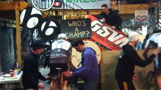 Gold Ride-2014 Second Life Bikes/Garden State Velodrome Roller Race: Wagner vs. Chambers смотреть онлайн