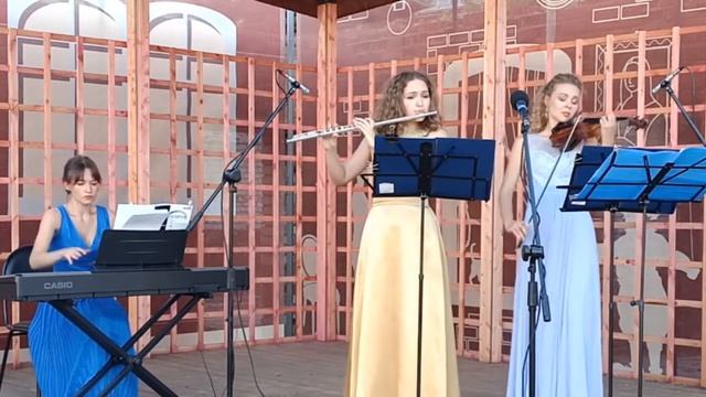 Сергей Зятьков - "Простая музыка" (в концерте на открытом воздухе, Курган 2020) смотреть онлайн