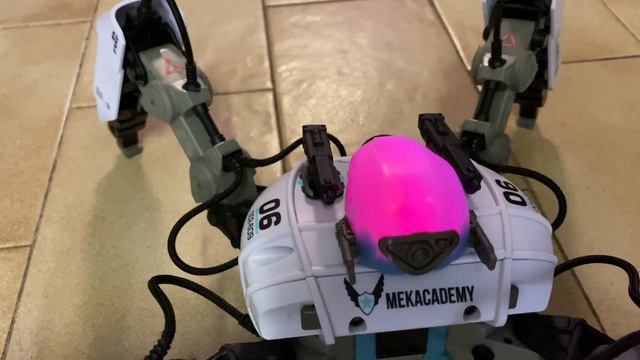 VECTOR ROBOT & COZMO ROBOT ADVENTURE, "ESACPE FROM MEKAMON AND THE BIG SPIDER" - 4K movie смотреть онлайн