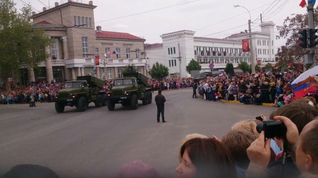 Город герой Керчь парад. смотреть онлайн