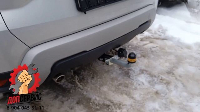 Фаркоп с оцинкованным шаром фирмы Motodor на Renault Duster L, Ll / Nissan Terrano 2014-2022 г.в.