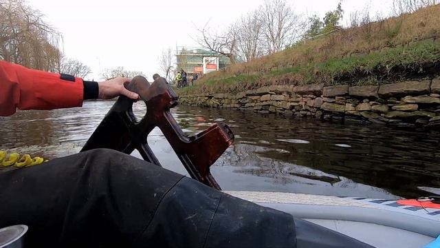 Inflatable Kayaking - Mishaps & High Locks On Dewsbury Canal | Aqua Marina Cascade