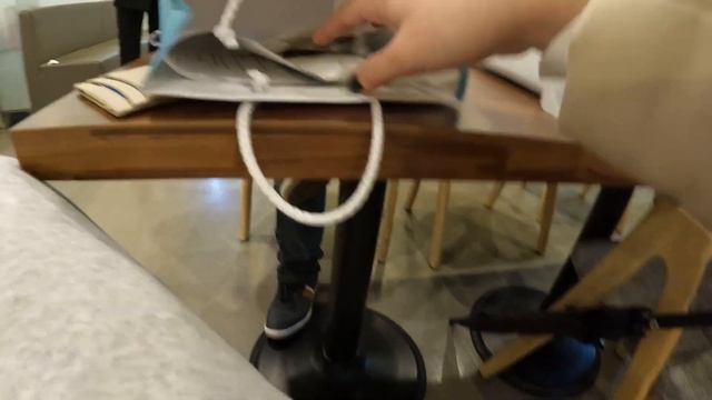 УЖАСНЫЙ МАНИКЮР В КОРЕЙСКОМ САЛОНЕ, УСТАНОВКА ИМПЛАНТАТА, РУССКИЕ РОЛЛЫ В КОРЕЕ {КОРЕЯ VLOG??} смотреть онлайн