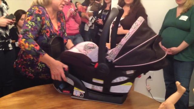 #GracoSafety: Graco SnugRide Click Connect 40 8 Recline Positions Demo смотреть онлайн