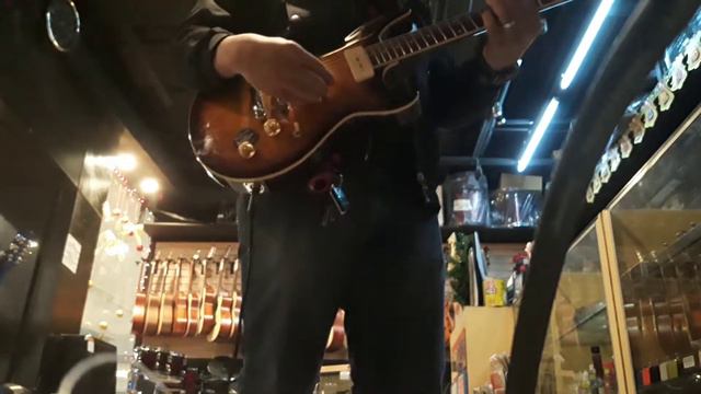 Cort M-520 P90 Quick Test, Lazer Music Store смотреть онлайн