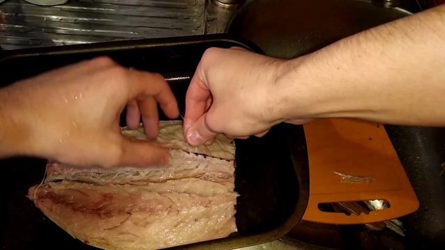 Разделка рыбы  Как разделать Скумбрию  Скумбрия в духовке. How To Fillet A Mackerel. Cut Mackerel