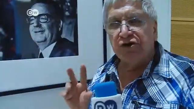 Se inaugura la exposición "Chile, puro pueblo", sobre Salvador Allende | Journal смотреть онлайн