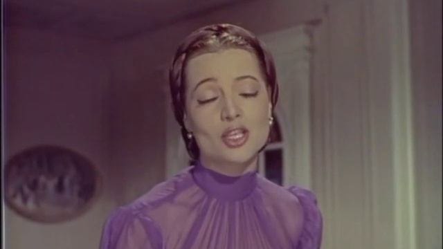 «Продавщи́ца фиа́лок» 1958 (исп. La violetera )поет Са́ра Монтье́ль смотреть онлайн