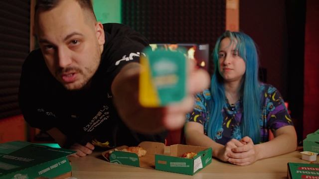 Пицца ПАПА ДЖОНС | ПОВАРА ЗАБРАЛИ В АРМИЮ?! | ЧЕСТНЫЙ ОБЗОР 2022 смотреть онлайн