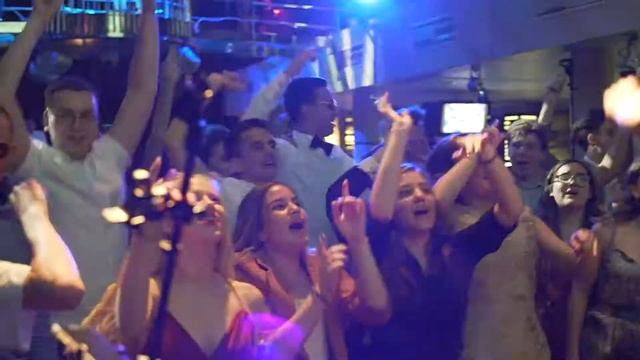 Женская кавер группа КОКОШНИК - Выпускной 2019 смотреть онлайн