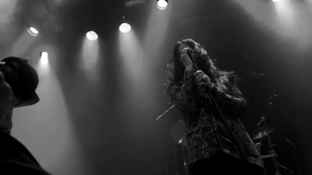 SARI SCHORR & THE ENGINE ROOM 'OKLAHOMA', FT. INNES SIBUN GUITAR SOLO, DE BOSUIL WEERT 2017 смотреть онлайн