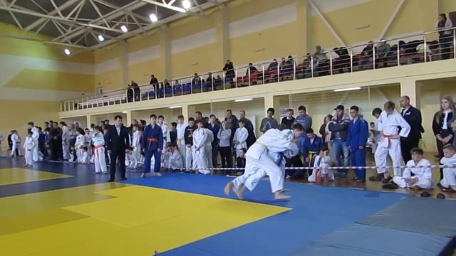 роман поствайкин максим смоленцев смотреть онлайн