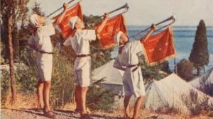 Встань пораньше, встань пораньше, встань пораньше, только утро замаячит у ворот..!   Исаака Шварца.