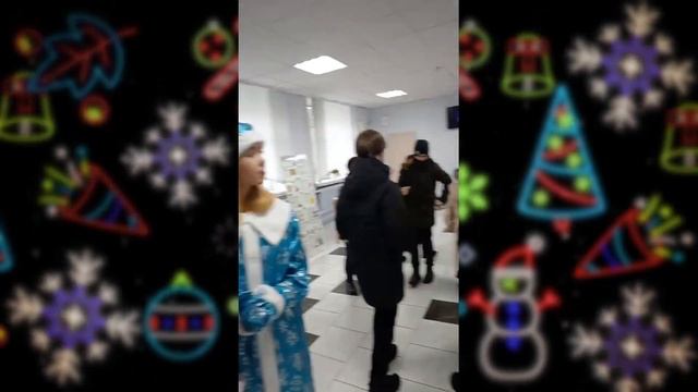 Учащиеся Могилевского государственного индустриального колледжа поздравляют с Новым 2024 годом!!! смотреть онлайн