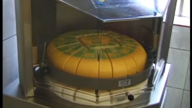 Слайсеры, волчки, лабораторные куттера смотреть онлайн