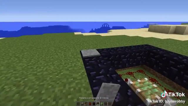 Кто играет в Майнкафт, защита от мобов смотреть онлайн