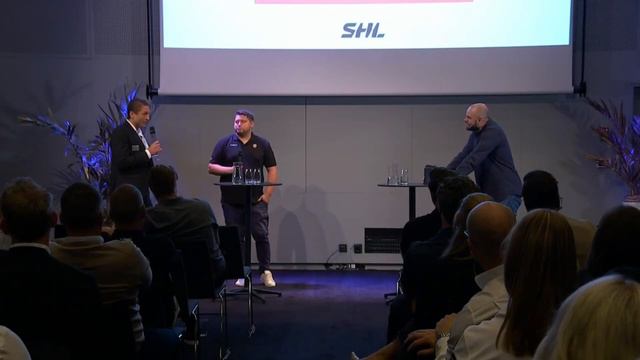 Tomas Kollar of Malmö Redhawks at the SHL startup event 2023 (English subtitles) смотреть онлайн