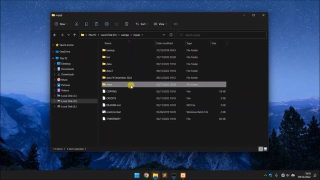 Error: MySQL shutdown unexpectedly. This may be due to a blocked port, missing dependencies... смотреть онлайн