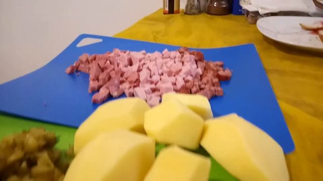 Готовим солянку в мультиварке. Просто и вкусно. смотреть онлайн