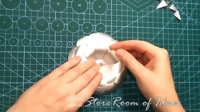 Как сделать легко цветок из картона. Бумажный цветок своими руками. Идея изготовления цветов. смотреть онлайн