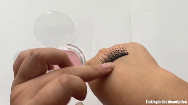 Magnetic Eyelashes VS Reusable Self-Adhesive Eyelashes